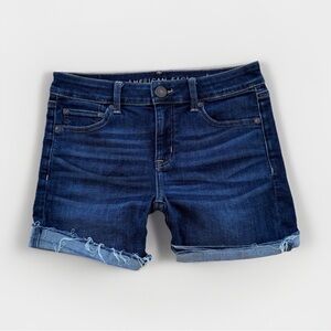 American Eagle Womens Jean Shorts size 4 Midi Dark Blue Cuffed Stretchy Denim